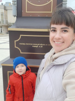 Семья для меня — это мама и папа. Семья для меня — это мама и папа.